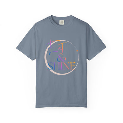 Eat & Shine T-Shirt — Minimal Gold Script Graphic Tee