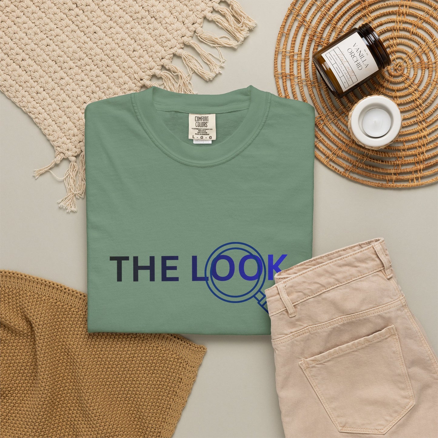 The Look Minimal Magnifying Glass Graphic Tee