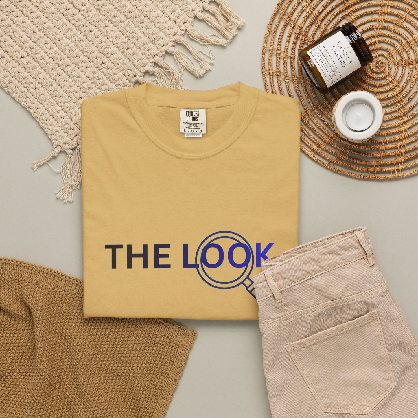 The Look Minimal Magnifying Glass Graphic Tee
